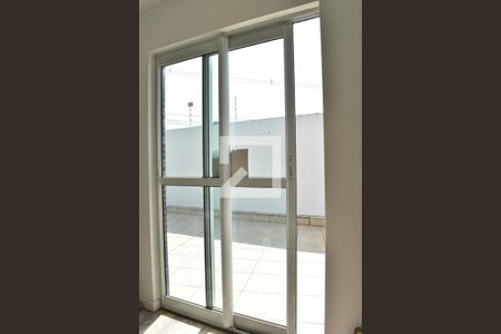 Quarto 1 de apartamento para alugar com 2 quartos, 99m² em Tingui, Curitiba