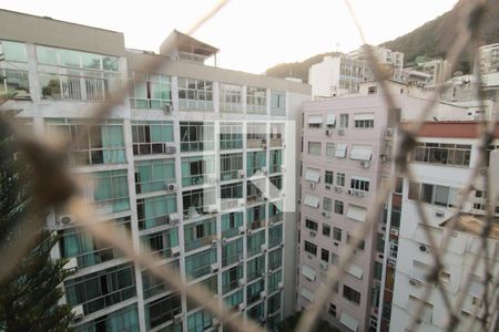 Vista do quarto 1 de apartamento à venda com 3 quartos, 107m² em Copacabana, Rio de Janeiro