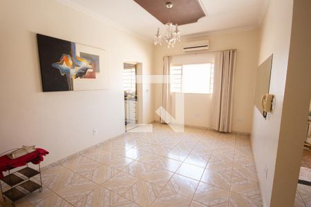 Sala de Jantar de casa para alugar com 3 quartos, 200m² em Vila Virgínia, Ribeirão Preto