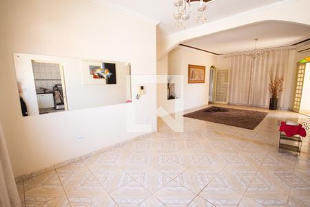 Sala de Jantar de casa para alugar com 3 quartos, 200m² em Vila Virgínia, Ribeirão Preto