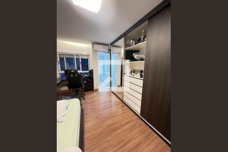 Apartamento à venda com 220m², 4 quartos e 4 vagas Apartamento à venda com 220m², 4 quartos e 4 vagasSuíte 2