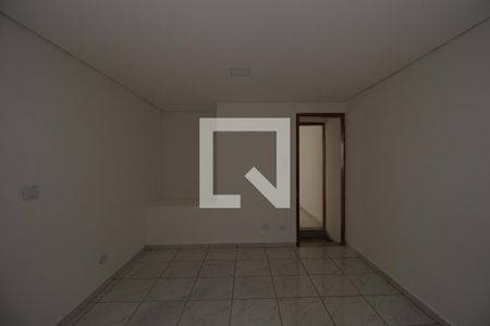 Quarto 2 de casa à venda com 2 quartos, 80m² em Vila Carrão, São Paulo