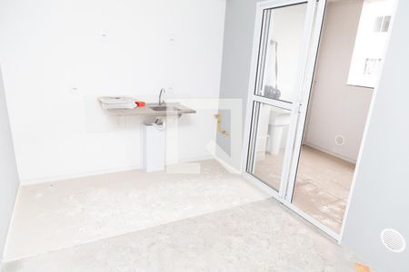 Sala / Cozinha de apartamento à venda com 2 quartos, 44m² em Vila das Bandeiras, Guarulhos