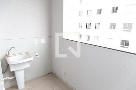 Sacada / Servico de apartamento à venda com 2 quartos, 44m² em Vila das Bandeiras, Guarulhos