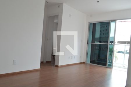 Sala de apartamento para alugar com 2 quartos, 50m² em Pechincha, Rio de Janeiro