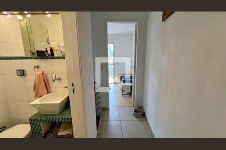 Corredor de casa para alugar com 2 quartos, 60m² em Pompeia, São Paulo