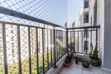 Varanda de apartamento para alugar com 2 quartos, 47m² em Jardim Tupanci, Barueri