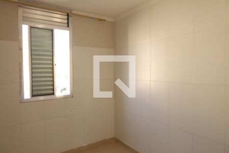 Quarto 2 de apartamento para alugar com 2 quartos, 57m² em Conjunto Residencial José Bonifácio, São Paulo