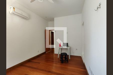 Quarto1 de casa à venda com 4 quartos, 320m² em Vila Isabel, Rio de Janeiro