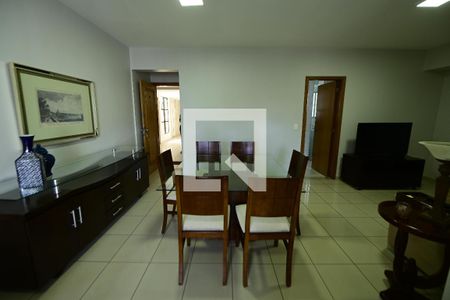 Sala de apartamento para alugar com 3 quartos, 114m² em Serrinha, Goiânia