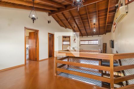 Sala do segundo andar de casa para alugar com 4 quartos, 280m² em Partenon, Porto Alegre