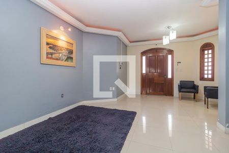 Sala de casa para alugar com 4 quartos, 280m² em Partenon, Porto Alegre