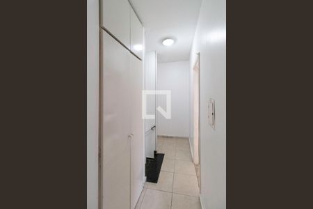 Corredor de casa de condomínio à venda com 3 quartos, 98m² em Santa Cruz, Belo Horizonte