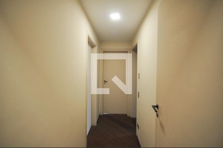 Corredor de apartamento à venda com 3 quartos, 139m² em Vila Sonia, São Paulo