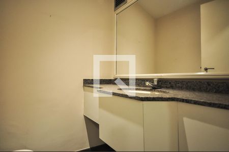 Lavabo de apartamento à venda com 3 quartos, 139m² em Vila Sonia, São Paulo