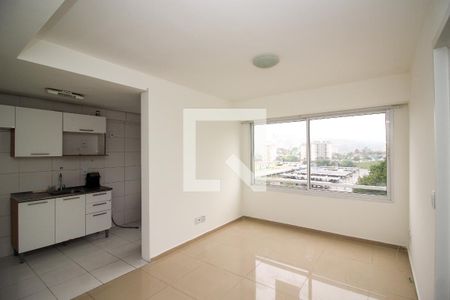 Sala de apartamento para alugar com 1 quarto, 49m² em Partenon, Porto Alegre