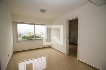 Sala de apartamento para alugar com 1 quarto, 49m² em Partenon, Porto Alegre