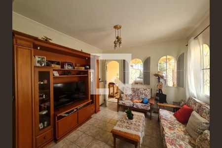 Sala  de casa à venda com 3 quartos, 197m² em Vila Sao Rafael, Guarulhos