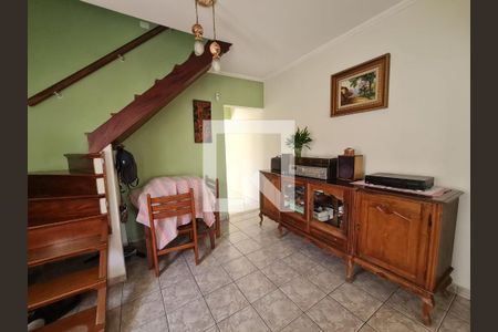 Sala  de casa à venda com 3 quartos, 197m² em Vila Sao Rafael, Guarulhos