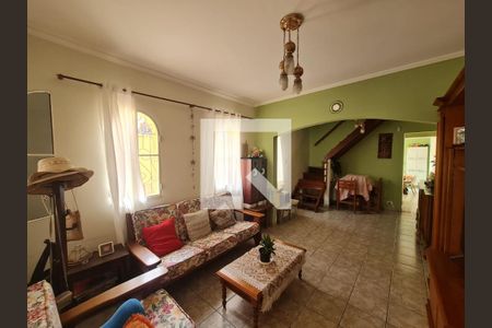 Sala  de casa à venda com 3 quartos, 197m² em Vila Sao Rafael, Guarulhos