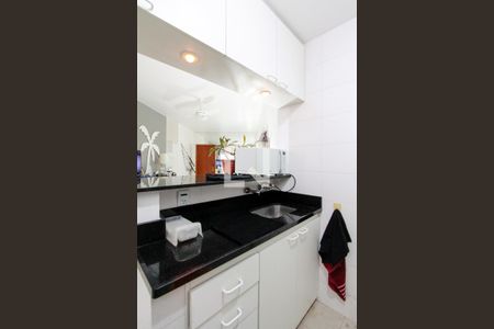 Cozinha de apartamento à venda com 1 quarto, 50m² em Barra da Tijuca, Rio de Janeiro