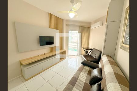 Sala de TV de apartamento para alugar com 1 quarto, 45m² em Ingleses Norte, Florianópolis