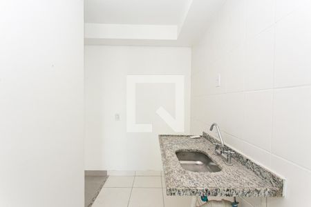 Cozinha de apartamento para alugar com 1 quarto, 37m² em Vila Centenário, São Paulo