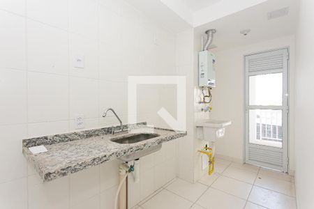 Cozinha de apartamento para alugar com 1 quarto, 37m² em Vila Centenário, São Paulo