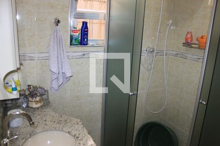 Banheiro de casa à venda com 2 quartos, 160m² em Jardim Paraventi, Guarulhos