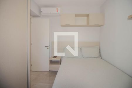 Quarto de apartamento para alugar com 2 quartos, 67m² em São Sebastião, Porto Alegre