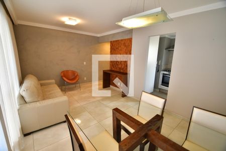 Sala de apartamento para alugar com 2 quartos, 67m² em Mansões Santo Antônio, Campinas