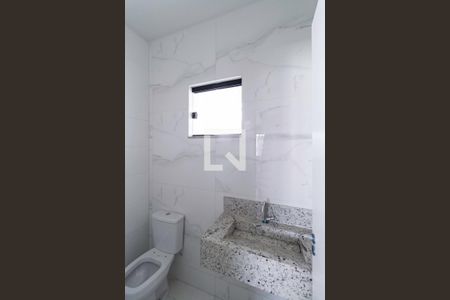 Lavabo de casa à venda com 3 quartos, 142m² em Floramar, Belo Horizonte