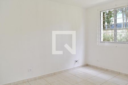 Quarto 2 de apartamento para alugar com 2 quartos, 50m² em Novo Mundo, Curitiba