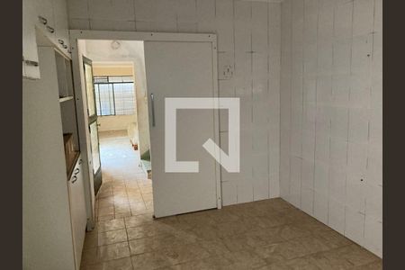 Casa à venda com 3 quartos, 200m² em Chácara Santo Antônio (Zona Sul), São Paulo