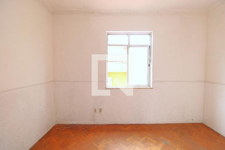 Sala de casa para alugar com 2 quartos, 60m² em Marechal Hermes, Rio de Janeiro