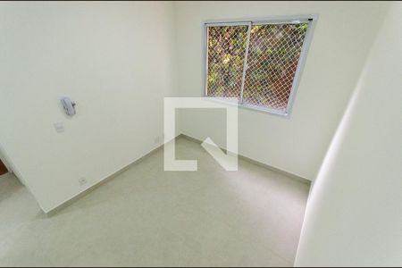 Sala de apartamento para alugar com 2 quartos, 33m² em Piqueri, São Paulo