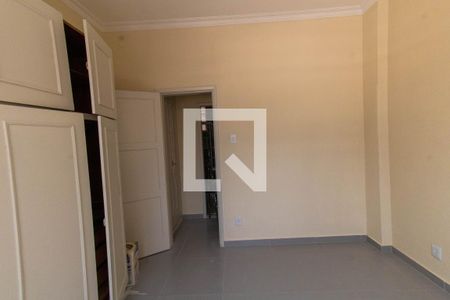 Quarto 1 de apartamento à venda com 2 quartos, 75m² em Centro, Niterói