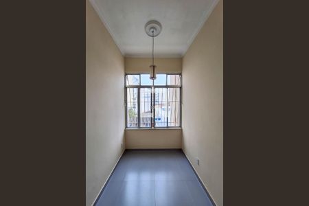 Sala de apartamento para alugar com 2 quartos, 75m² em Centro, Niterói