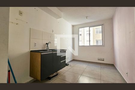 Sala / Cozinha de apartamento para alugar com 1 quarto, 25m² em Cidade Ademar, São Paulo