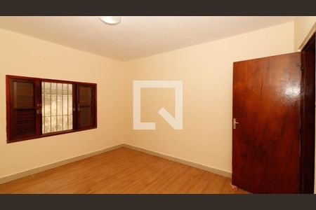 Quarto 1 de casa para alugar com 2 quartos, 200m² em Vila Guilhermina, São Paulo