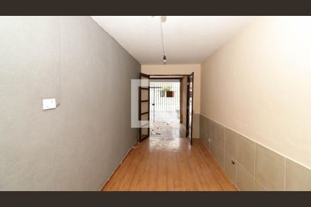 Quarto 2 de casa para alugar com 2 quartos, 200m² em Vila Guilhermina, São Paulo