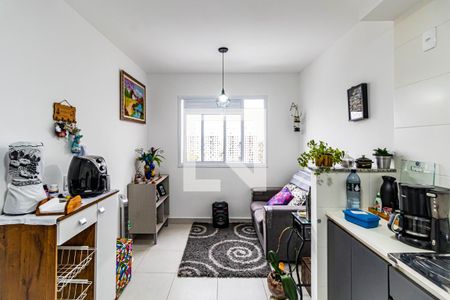 Sala de apartamento para alugar com 2 quartos, 32m² em Jardim Celeste, São Paulo