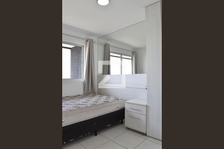 Quarto 1 de apartamento para alugar com 2 quartos, 74m² em Centro, Curitiba