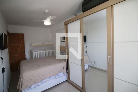 Quarto 1 de apartamento à venda com 2 quartos, 55m² em Olaria, Rio de Janeiro