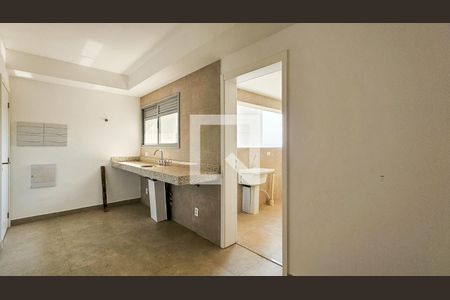 Apartamento à venda com 3 quartos, 121m² em Vila Sofia, São Paulo