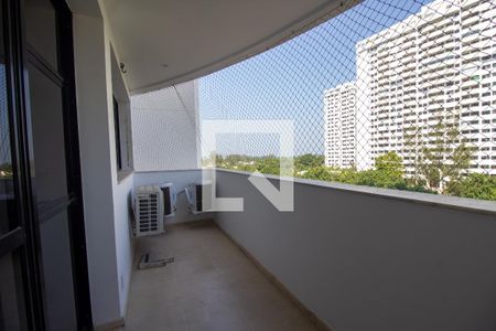 Varanda de apartamento para alugar com 3 quartos, 72m² em Barra da Tijuca, Rio de Janeiro