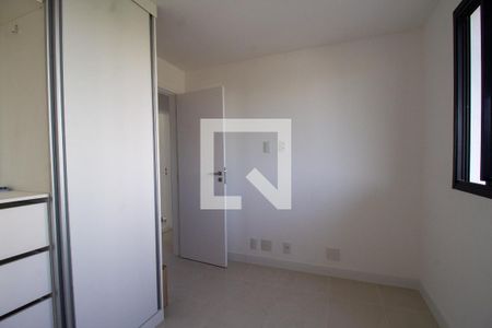 Quarto de apartamento para alugar com 3 quartos, 72m² em Barra da Tijuca, Rio de Janeiro