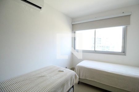 Quarto de apartamento para alugar com 2 quartos, 70m² em Barra Olímpica, Rio de Janeiro