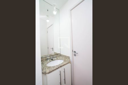 Banheiro de kitnet/studio para alugar com 1 quarto, 29m² em Gopoúva, Guarulhos