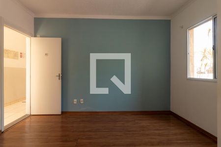 Sala de apartamento para alugar com 2 quartos, 45m² em Petrópolis, Cotia